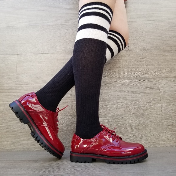 Red Vinyl Patent Leather Chunky Oxford Creepers-Q - Picture 3 of 8